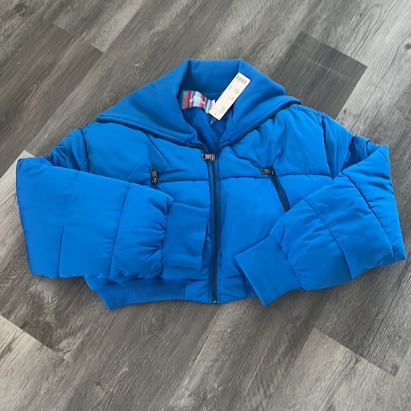 GIFTED * Urban Outfitters - Lily Ulta Crop Puffer Jacket, BLUE - XXL - NWT - Picture 3 of 16